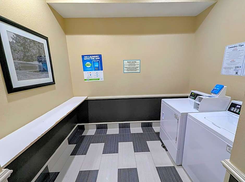 La Quinta Inn & Suites by Wyndham Prattville