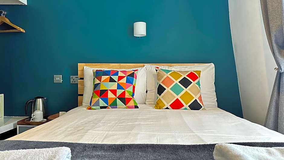 Smart Hyde Park View Hostel