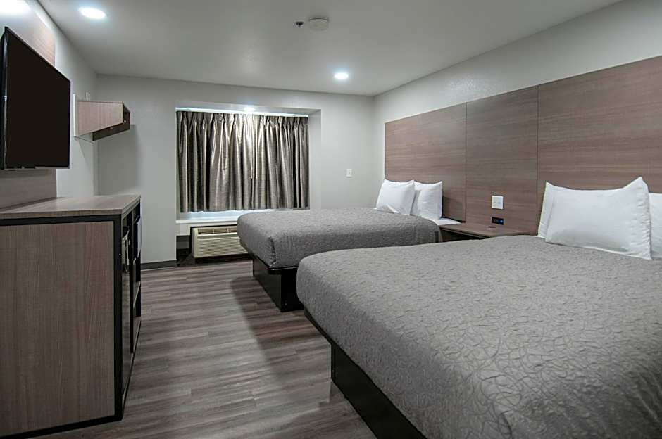 Americas Best Value Inn & Suites Lake Charles at I-210 Exit 5