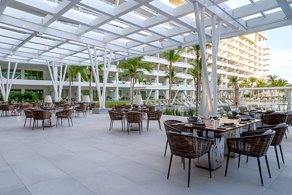 Viva Heavens by Wyndham, A Trademark All Inclusive