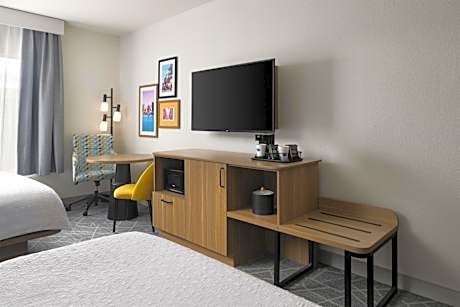 2 Queen Beds-Nonsmoking