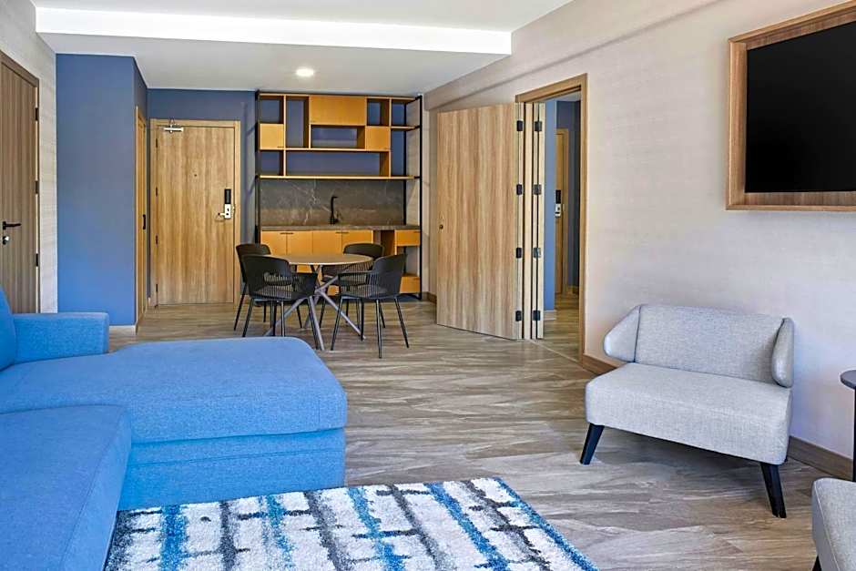Courtyard by Marriott San Jose Escazu