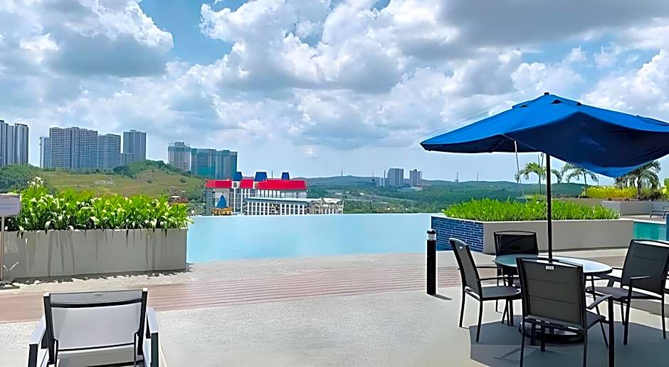 D'Pristine Suites at Medini