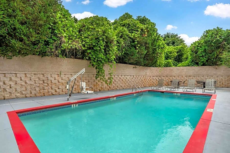 Best Western Plus Circle Inn