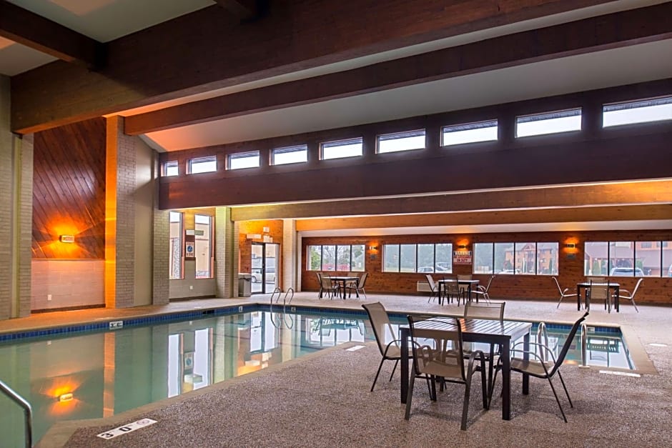 Best Western Ambassador Inn & Suites
