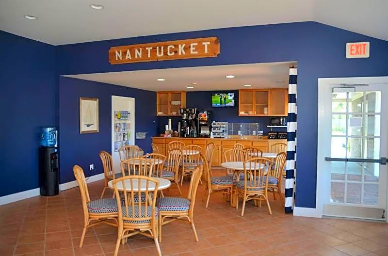 The Beachside At Nantucket