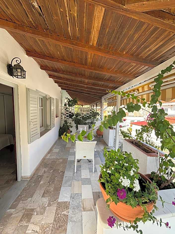 Marias Apartments