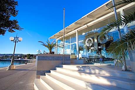 Hotel Marina