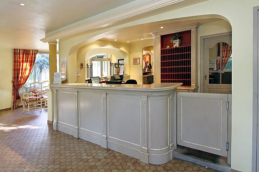 Kyriad Cannes - Mandelieu
