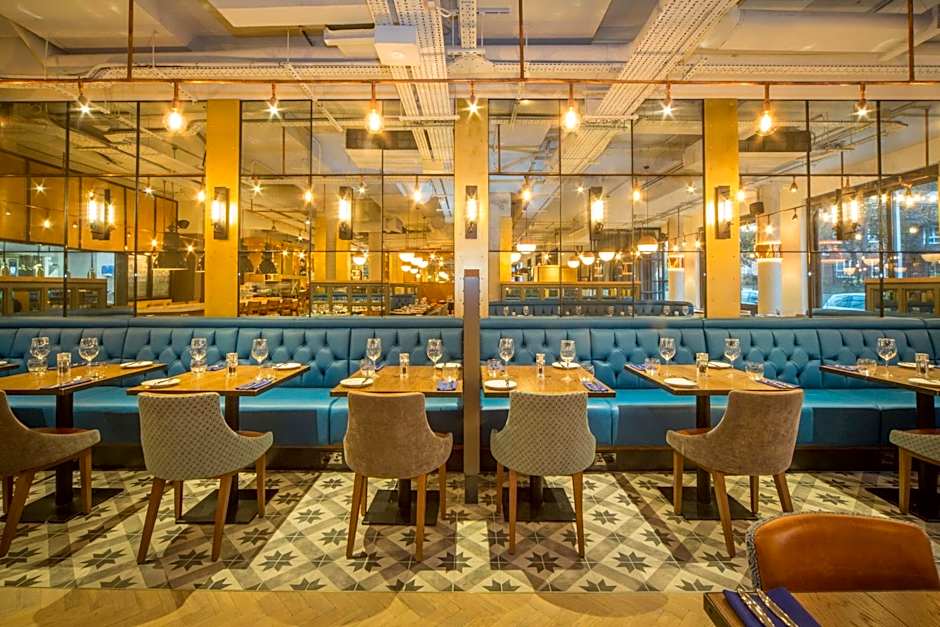 DoubleTree by Hilton Kingston upon Thames