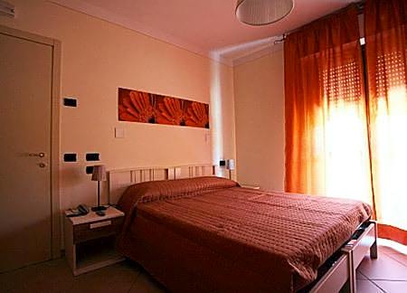 Photo 1 of 3 of Quadruple Room