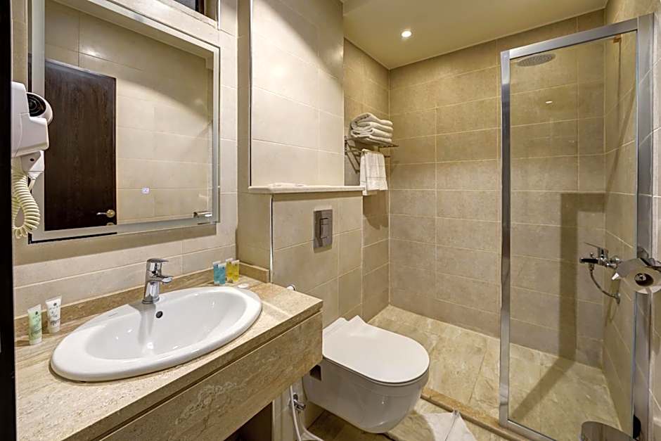 Luciana Hotel by FHM