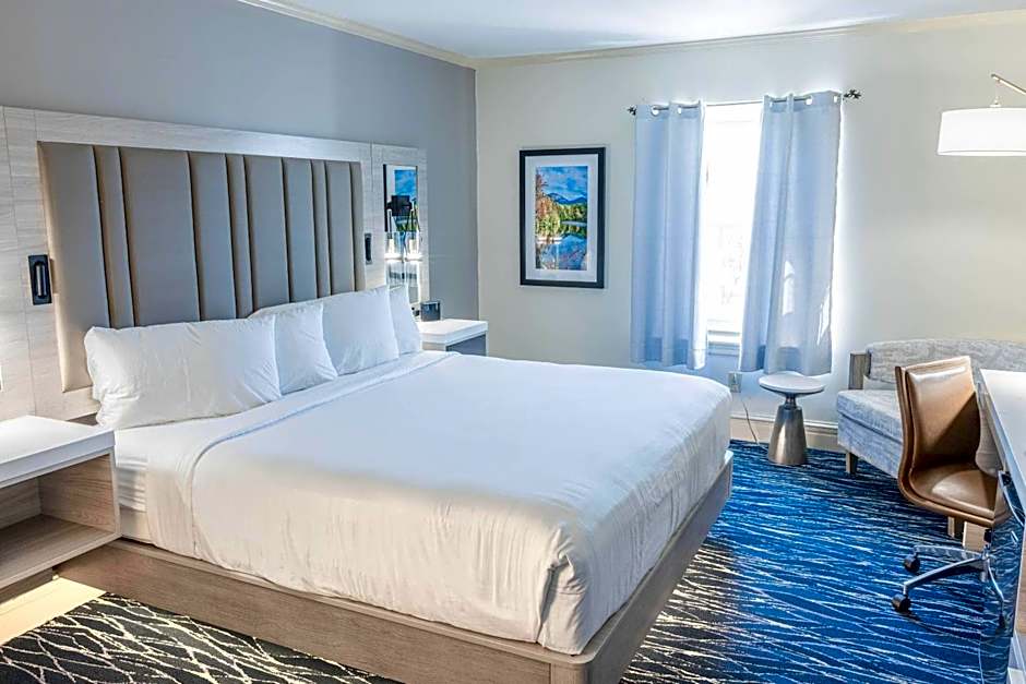 Inn on the Square, an Ascend Collection Hotel