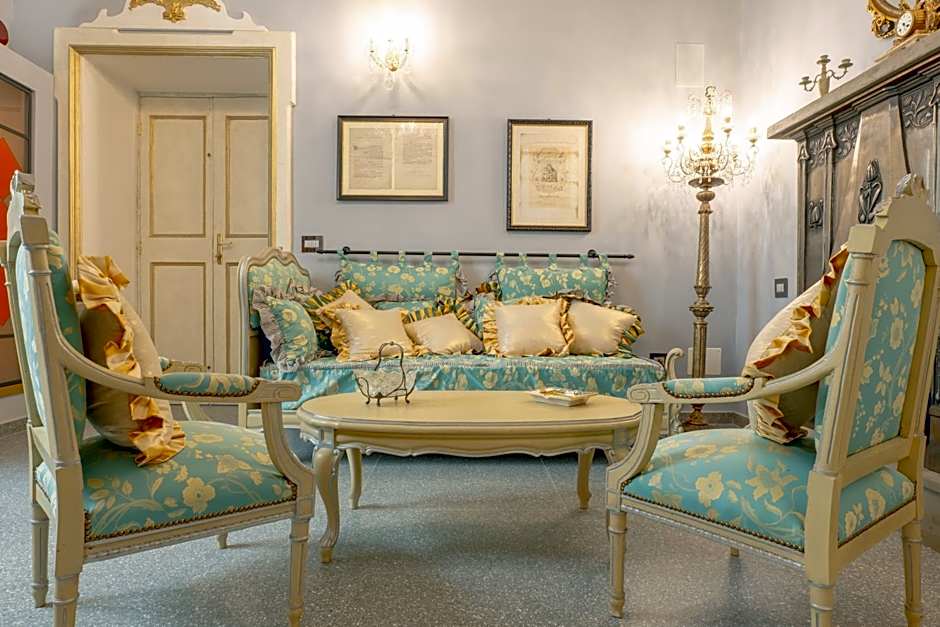 The Crown Palace - Gallipoli