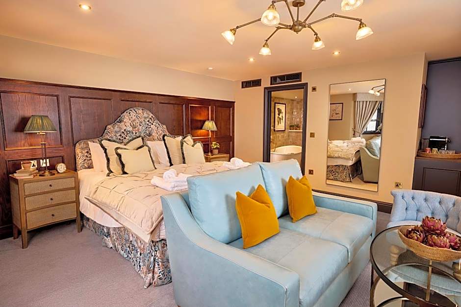 Salisbury Arms Hotel