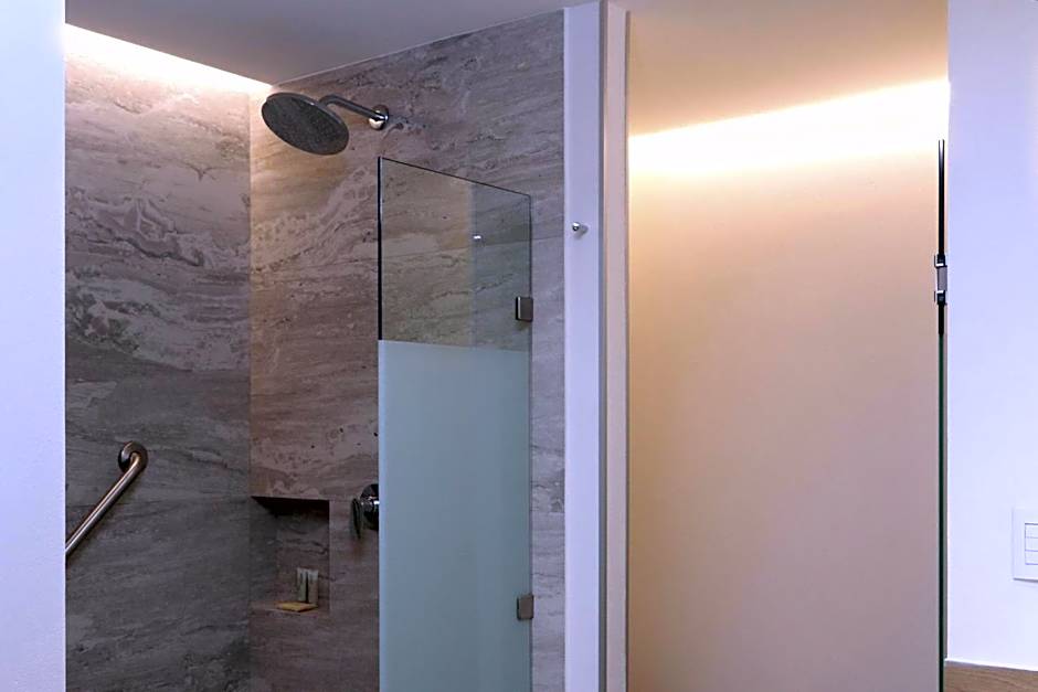 City Express Plus by Marriott Monterrey Centro