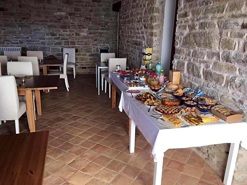 Amico Country House