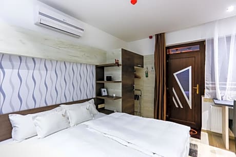 Apartment with Double Bed