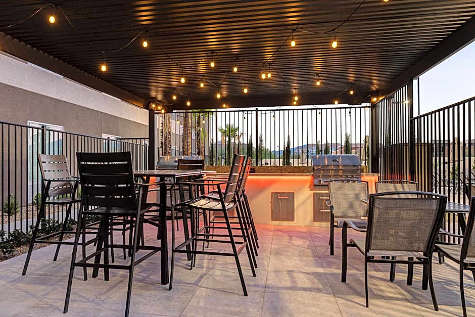 Home2 Suites by Hilton Las Vegas Northwest