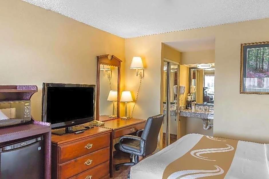 Quality Inn Calera