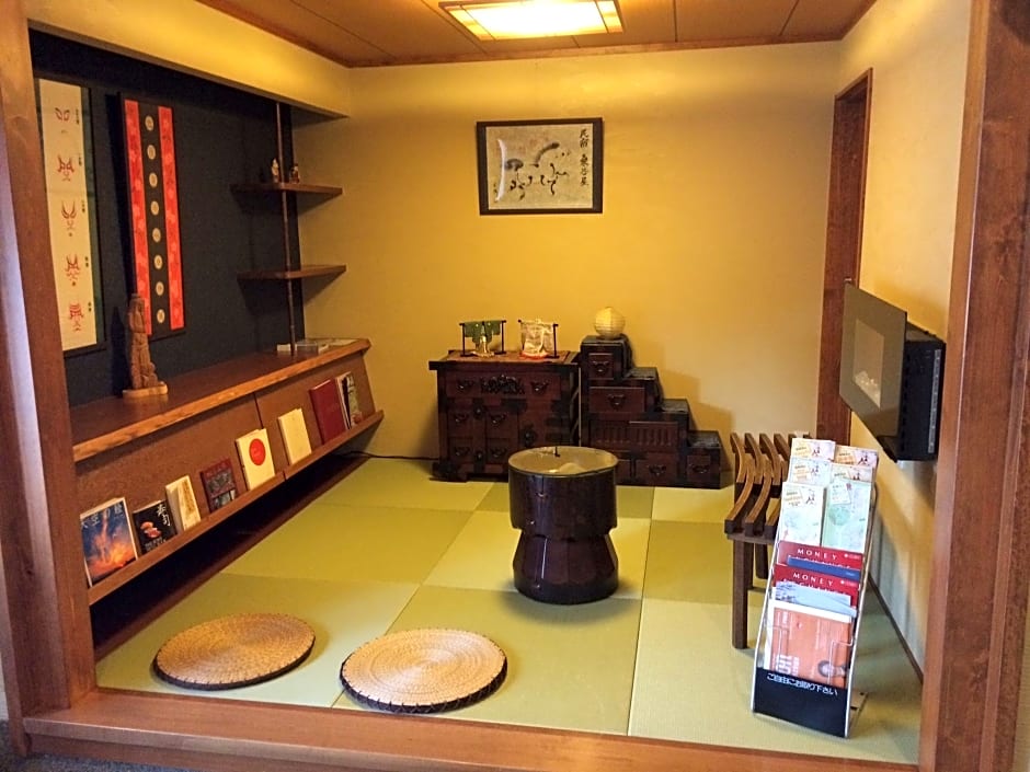 Minshuku Kuwataniya Ryokan