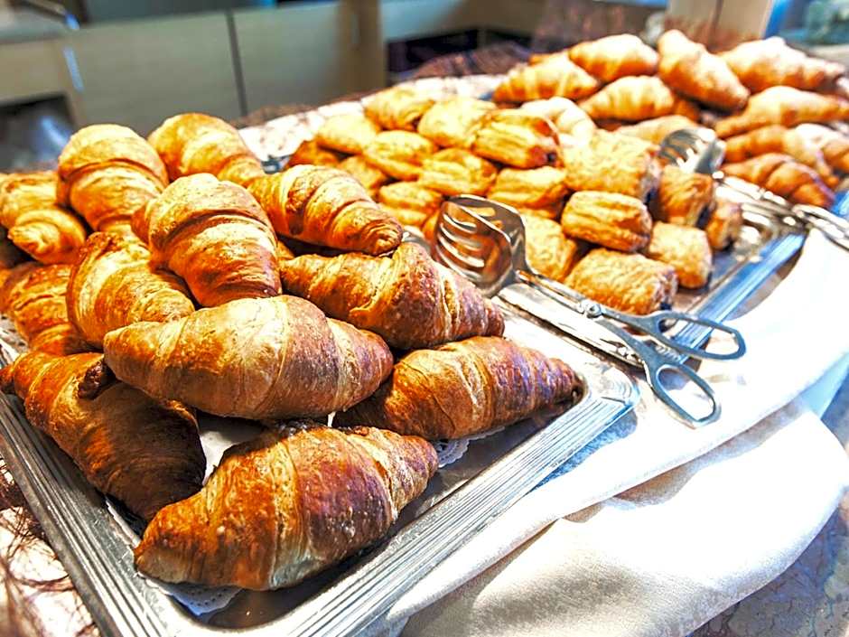 Hotel Parchi Del Garda