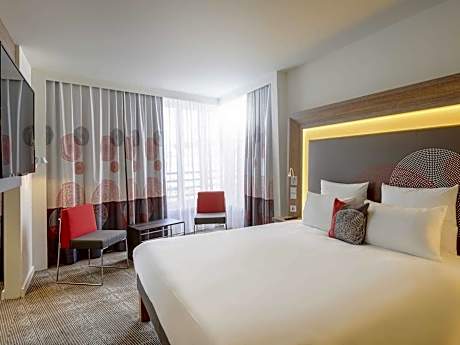 Superior Suite with 1 double bed and a sofa
