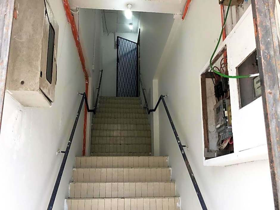 SPOT ON 90077 Cherry's Lodge