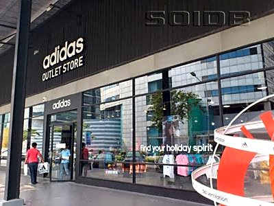 Deluxe at Popular Condo