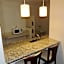 Mondrian Suite Hotel