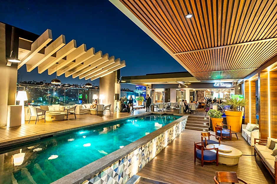 K Tower Boutique Hotel By Lucerna