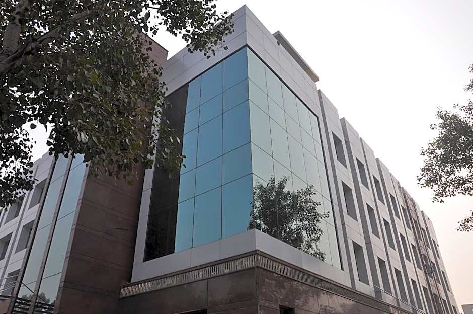 Venizia Sarovar Portico Delhi