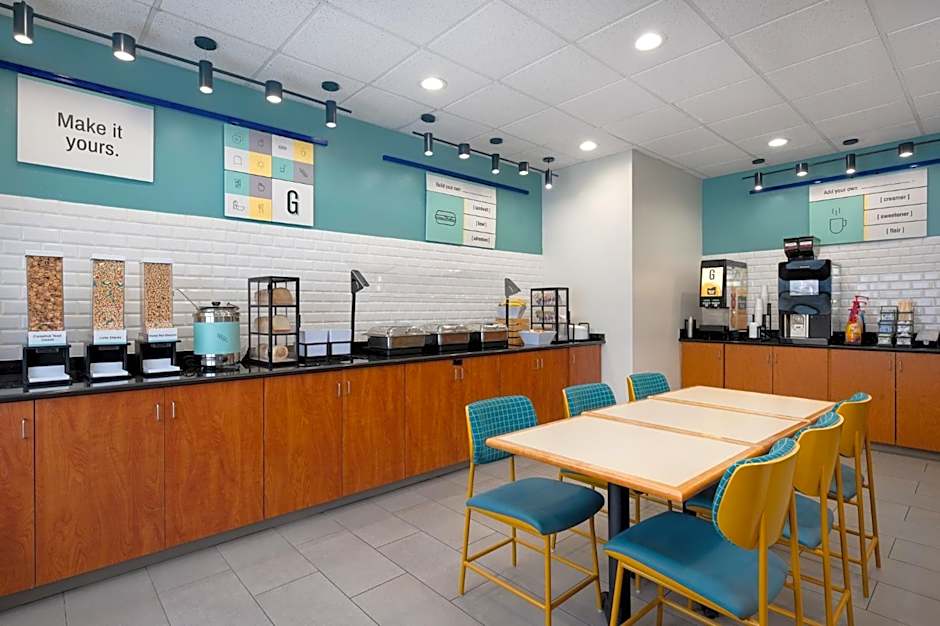 Garner Hotel Evansville East by IHG