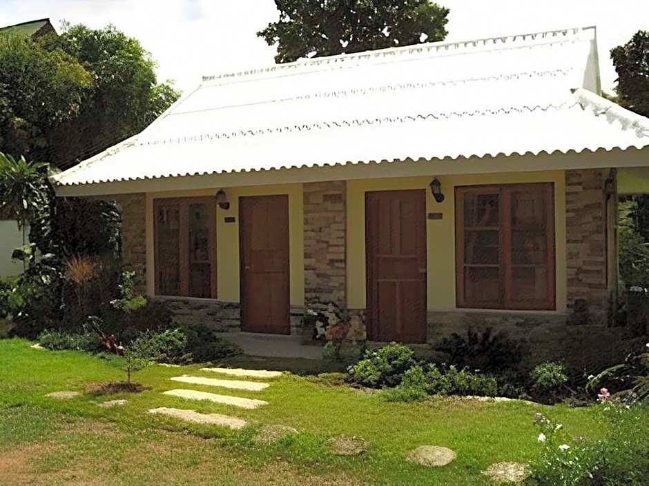 Baan Phuthadol