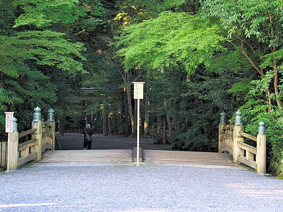 Toyoko Inn Iseshi Eki