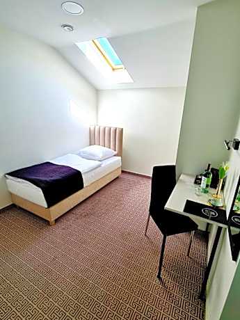 Standard Single Room with Shower