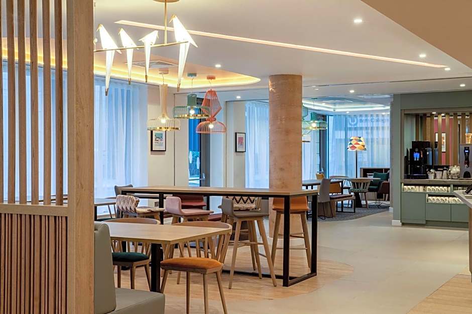 Hampton by Hilton Bath City