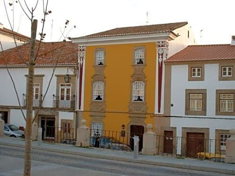 Casa Amarela TH & National Monument