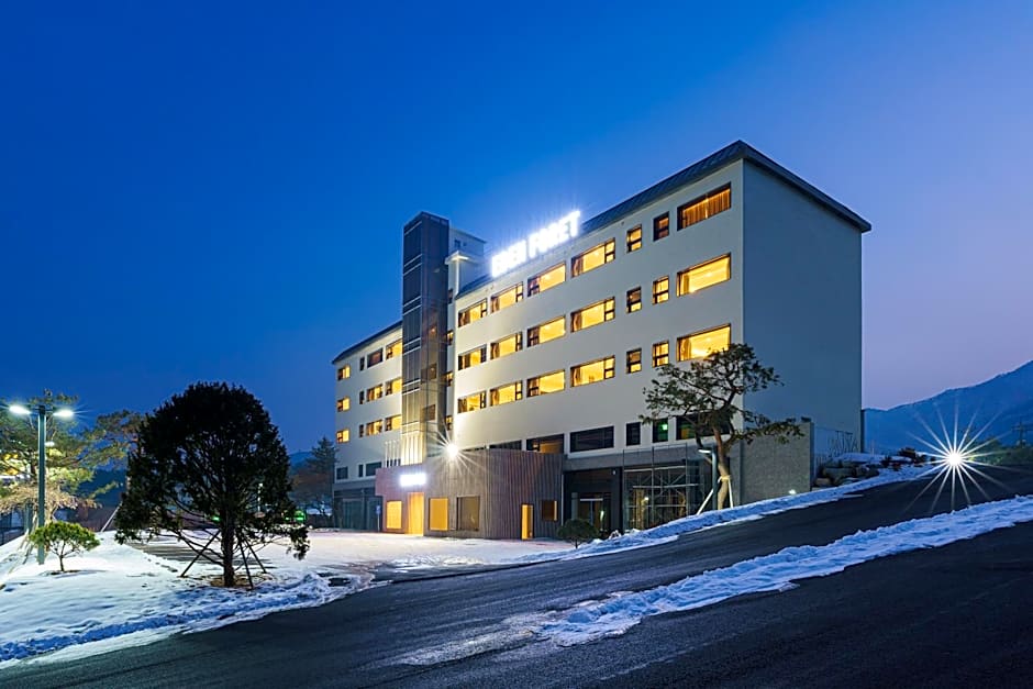 Eden Foret Hotel