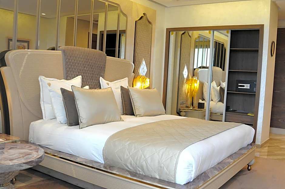 Suite Hotel Casa Diamond