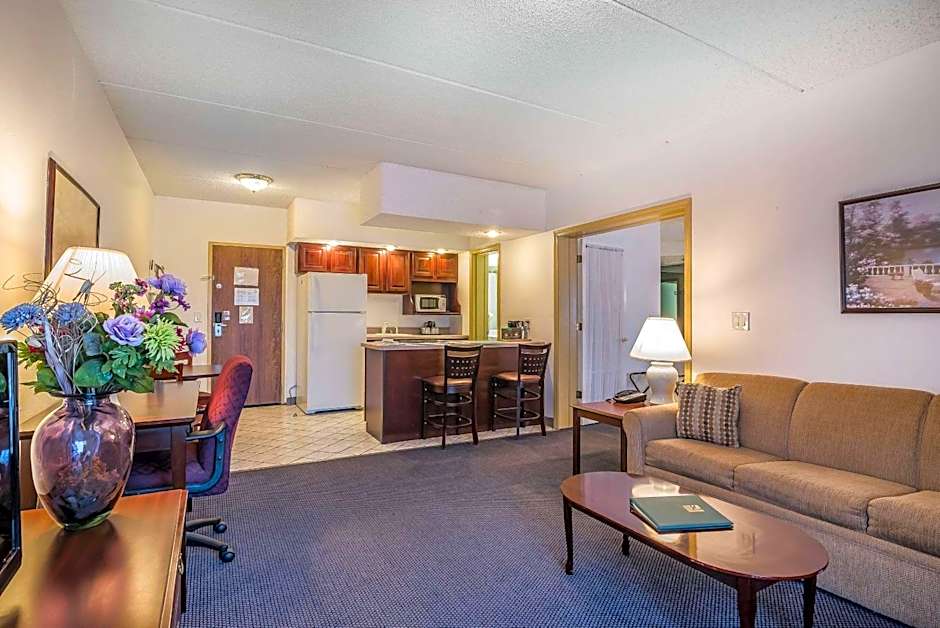 Quality Inn & Suites Albany Airport
