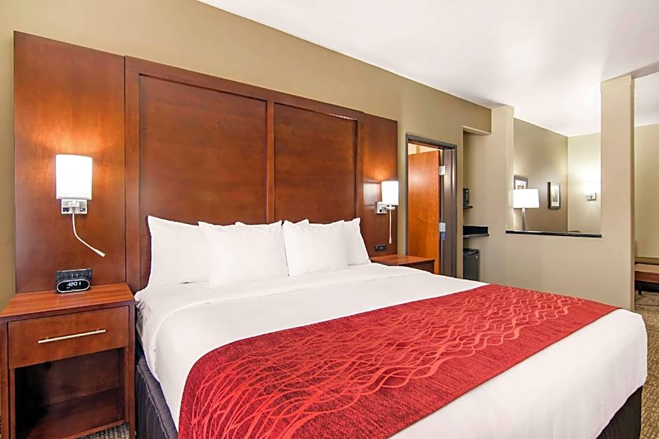 Comfort Inn & Suites Independence