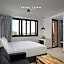 PRIME TOWN - Posh & Port Hotel PHUKET