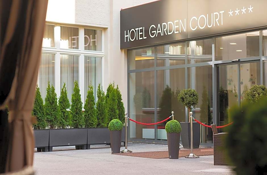 Hotel Garden Court