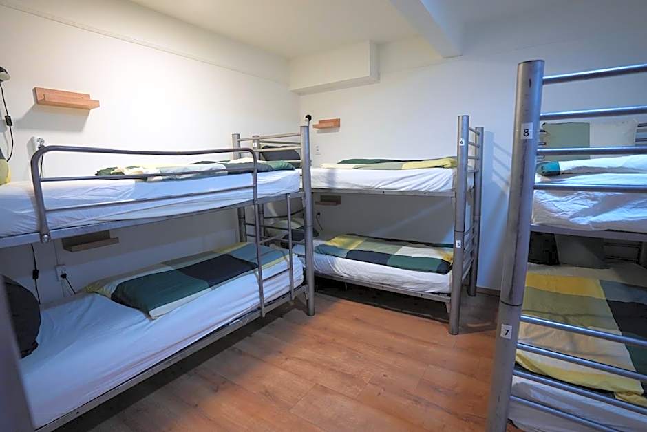 Center Hostel and Guest House