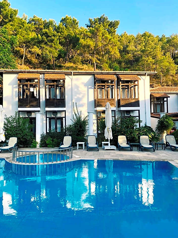 Ford Hotel