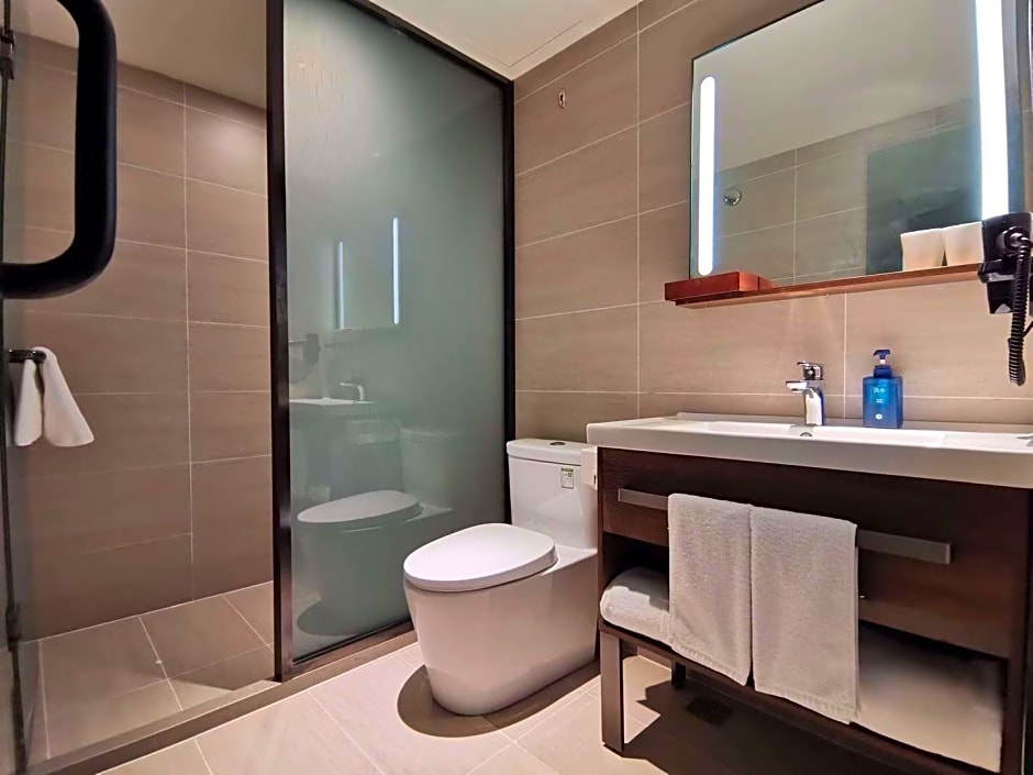 Hanting Hotel Yulin Development Zone Wanda Plaza