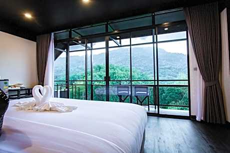 King Room with Mountain View