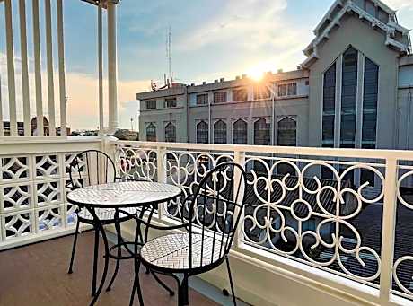 Excel Hotel Bangkok formerly Sri Krungthep Hotel