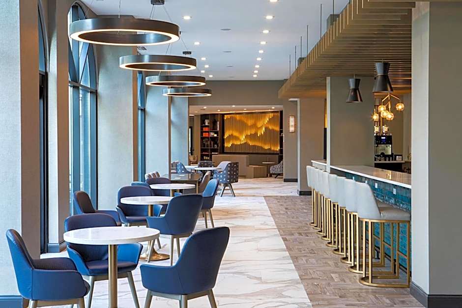 Sheraton Suites Columbus Worthington